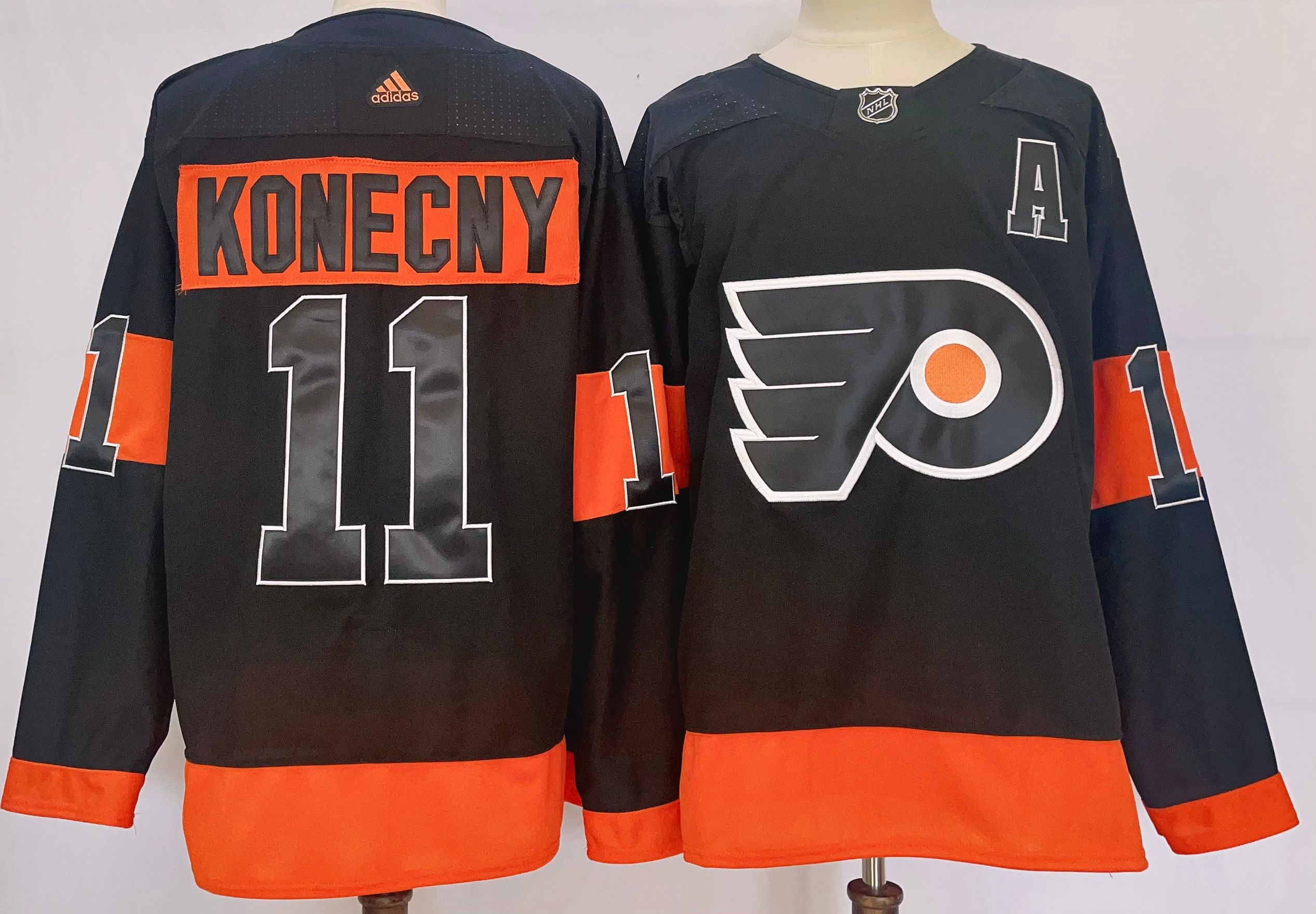 Men's Philadelphia Flyers #11 Travis Konecny Black Stitched Jersey